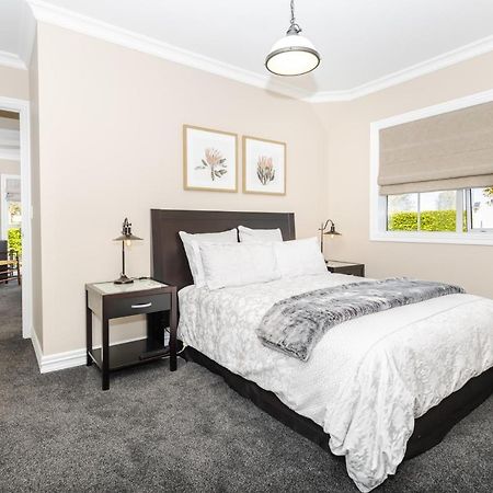 Sweet Magnolia 1 Or 2 Bedroom Suite St Kilda Cambridge With Complimentary Continental Breakfast 外观 照片