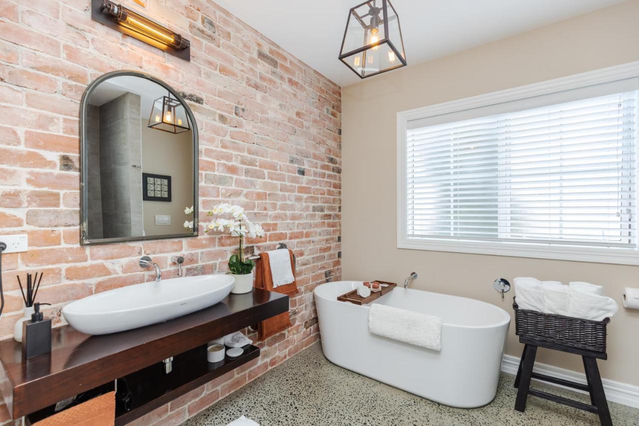 Sweet Magnolia 1 Or 2 Bedroom Suite St Kilda Cambridge With Complimentary Continental Breakfast 外观 照片
