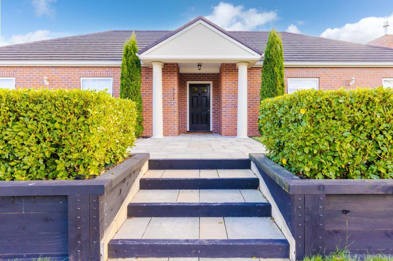 Sweet Magnolia 1 Or 2 Bedroom Suite St Kilda Cambridge With Complimentary Continental Breakfast 外观 照片